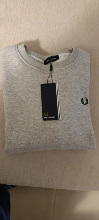 Sudadera Fred Perry Gris sin estrenar
