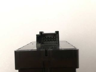 MANDO ELEVALUNAS DELANTERO IZQUIERDO AUDI A3 (8V)