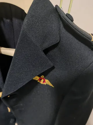 Traje comunión niño azul y dorado talla 7