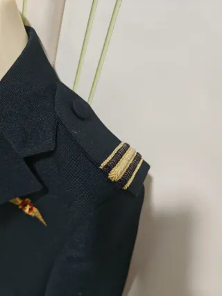 Traje comunión niño azul y dorado talla 7