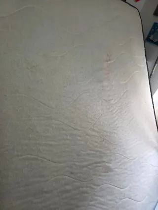 Base tapizada y colchón