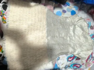 Vestido fiesta blanco y dorado Niña