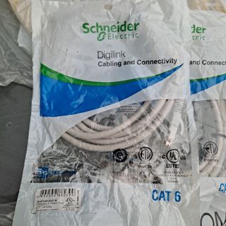 Lote Cables Ethernet CommScope y Schneider
