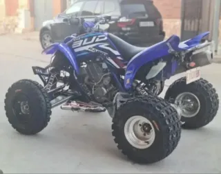 Yamaha Raptor 660