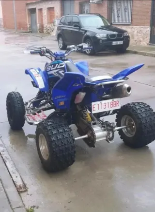 Yamaha Raptor 660