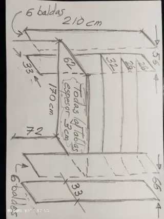 Estantería y escritorio de madera y metal