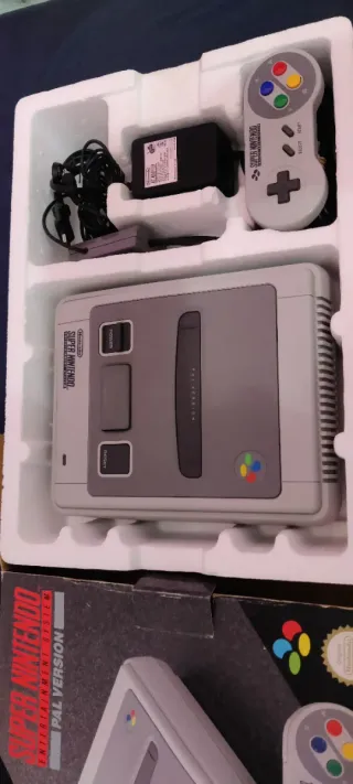 Console Nintendo SNES PAL Spagna con scatola