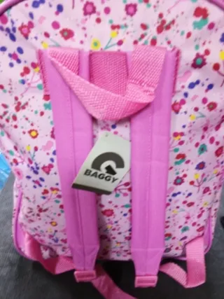 Mochila infantil con estampado floral