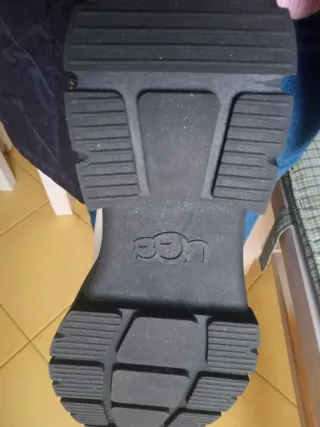 Botas UGG Piel Blanca Talla 42 Nuevas