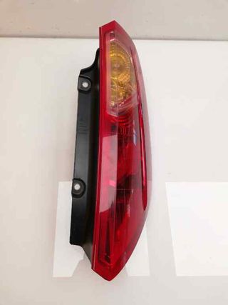 PILOTO TRASERO DERECHO FIAT GRANDE PUNTO (199)