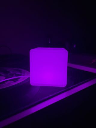 Lámpara LED Cubo Rojo