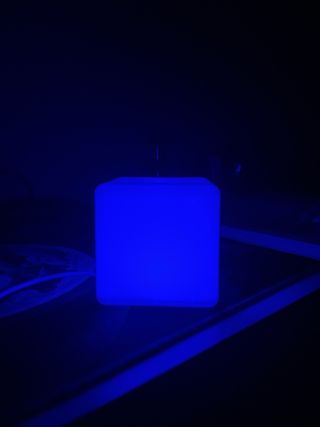 Lámpara LED Cubo Rojo