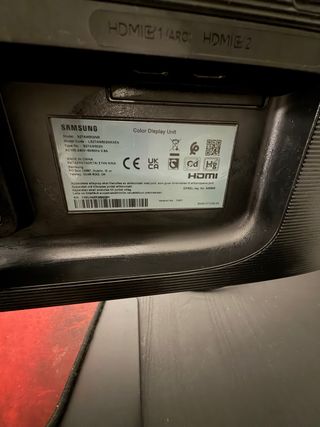 Monitor Samsung Smart S27AM502NR con USB