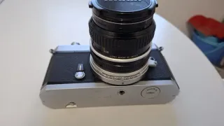 Cámara Nikkormat Analógica Plata y Negra