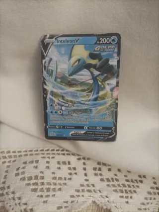 Carta Pokémon Corviknight VMAX Gigantamax