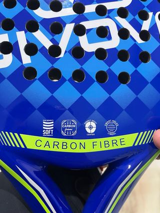 Pala de pádel NUEVA Givova Carbon Fibre
