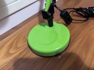 Lámpara flexo escritorio verde pistacho