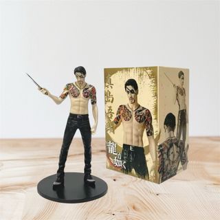 Action Figure Personaggio Yakuza con Box