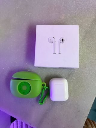 Airpods 2da Gen Apple Blancos