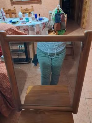 Espejo de madera de pino marrón