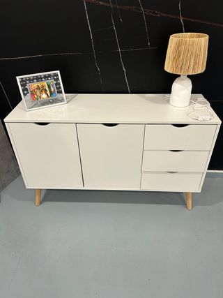 Lote Muebles Exposición Sin Uso