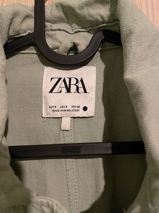 Chaqueta Zara verde S bolsillos