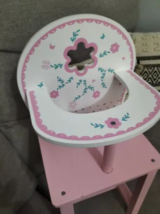 Trona in legno per bambole