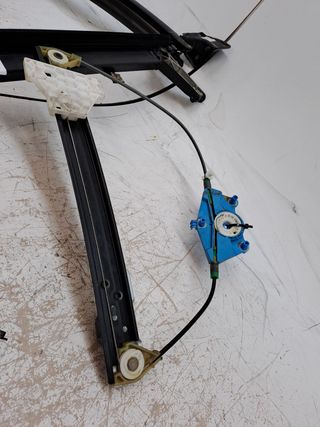 ELEVALUNAS TRASERO DERECHO AUDI A4 AVANT (8E)