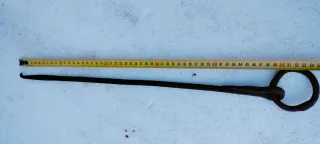 Gancio antico in ferro battuto