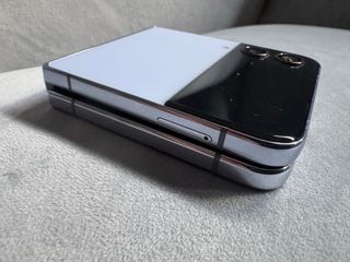 Samsung Galaxy Z Flip 4. Poco utilizzato. 256gb.