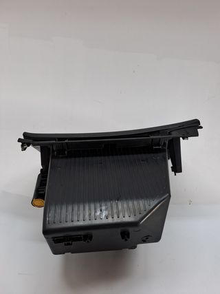 GUANTERA PEUGEOT 208 (2)