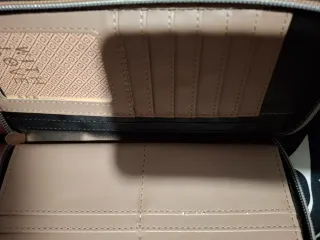 Billetera Anekke con diseño