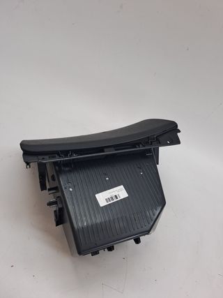 GUANTERA PEUGEOT 208 (3)