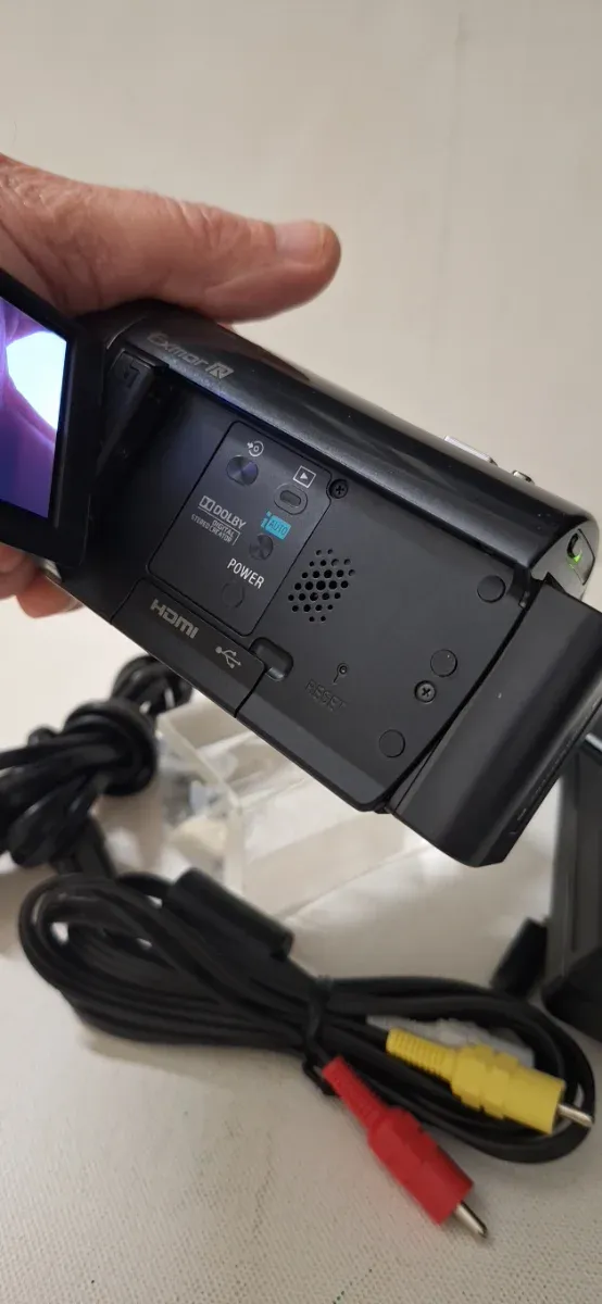 Sony Handycam HDR-CX305 HD AVCHD