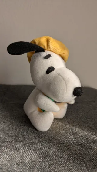 Peluche Snoopy pittore con berretto giallo