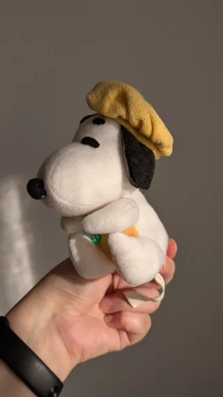 Peluche Snoopy pittore con berretto giallo