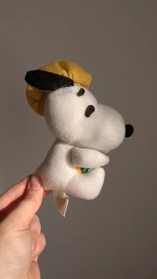 Peluche Snoopy pittore con berretto giallo