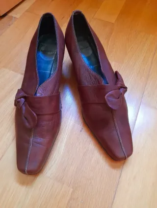 Zapatos de piel Wonders talla 39