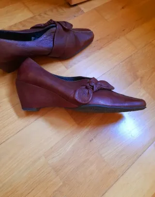 Zapatos de piel Wonders talla 39