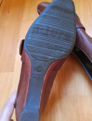 Zapatos de piel Wonders talla 39