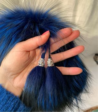 Gorro de invierno de pelo azul