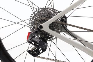 3T Exploro Racemax Boost AXS 12V t.52