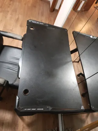 Mesa Gamer Negra con Silla y con luces led