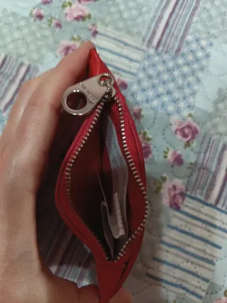 Cartera Tarjetero Roja Stradivarius