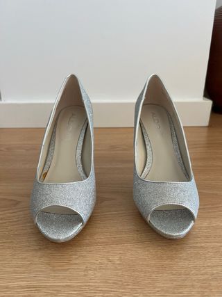 Zapatos de tacón Aldo plateados