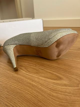 Zapatos de tacón Aldo plateados