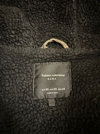 Parka verde militar con parches XS