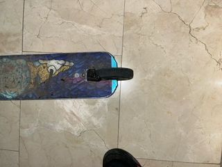 Patinete Scooter Negro con Puños Azules