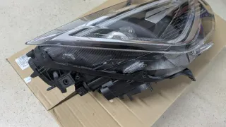 Faro Seat Arona y ibiza derecho