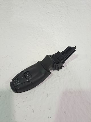 MANDO MULTIFUNCION PEUGEOT 208 (P2) (3)